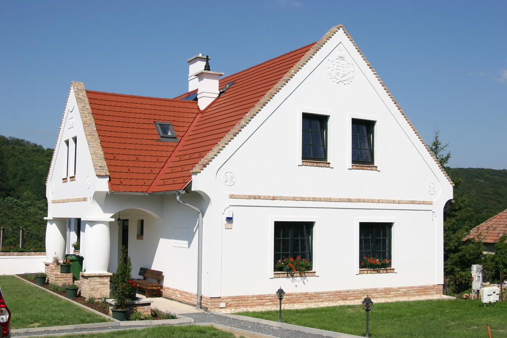 Palos Resort Zalacsány Buitenkant foto