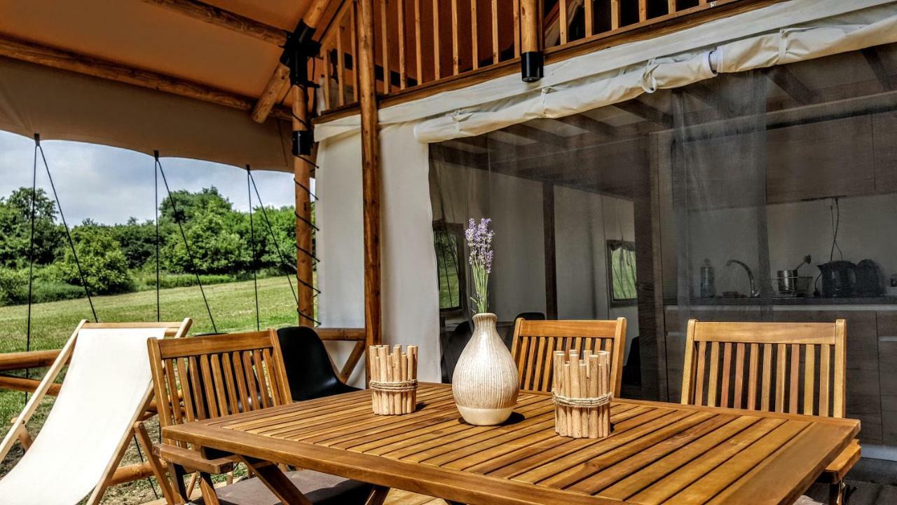 Palos Resort Zalacsány Buitenkant foto